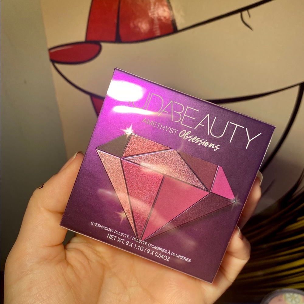 Obsessions Eyeshadow Palette